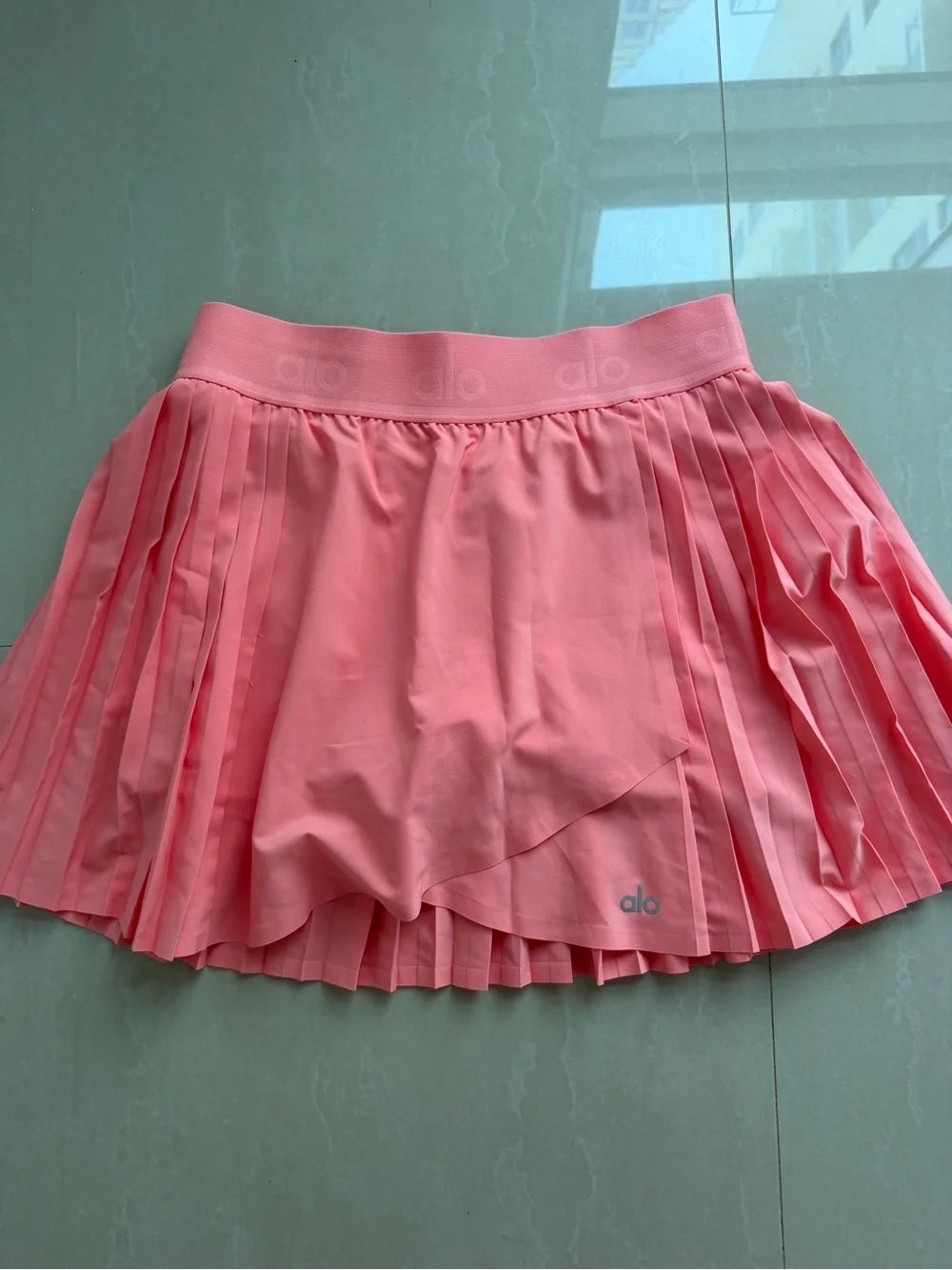 ALO Yoga Pink Pleated Skirt with Inner Shorts strawberry pink